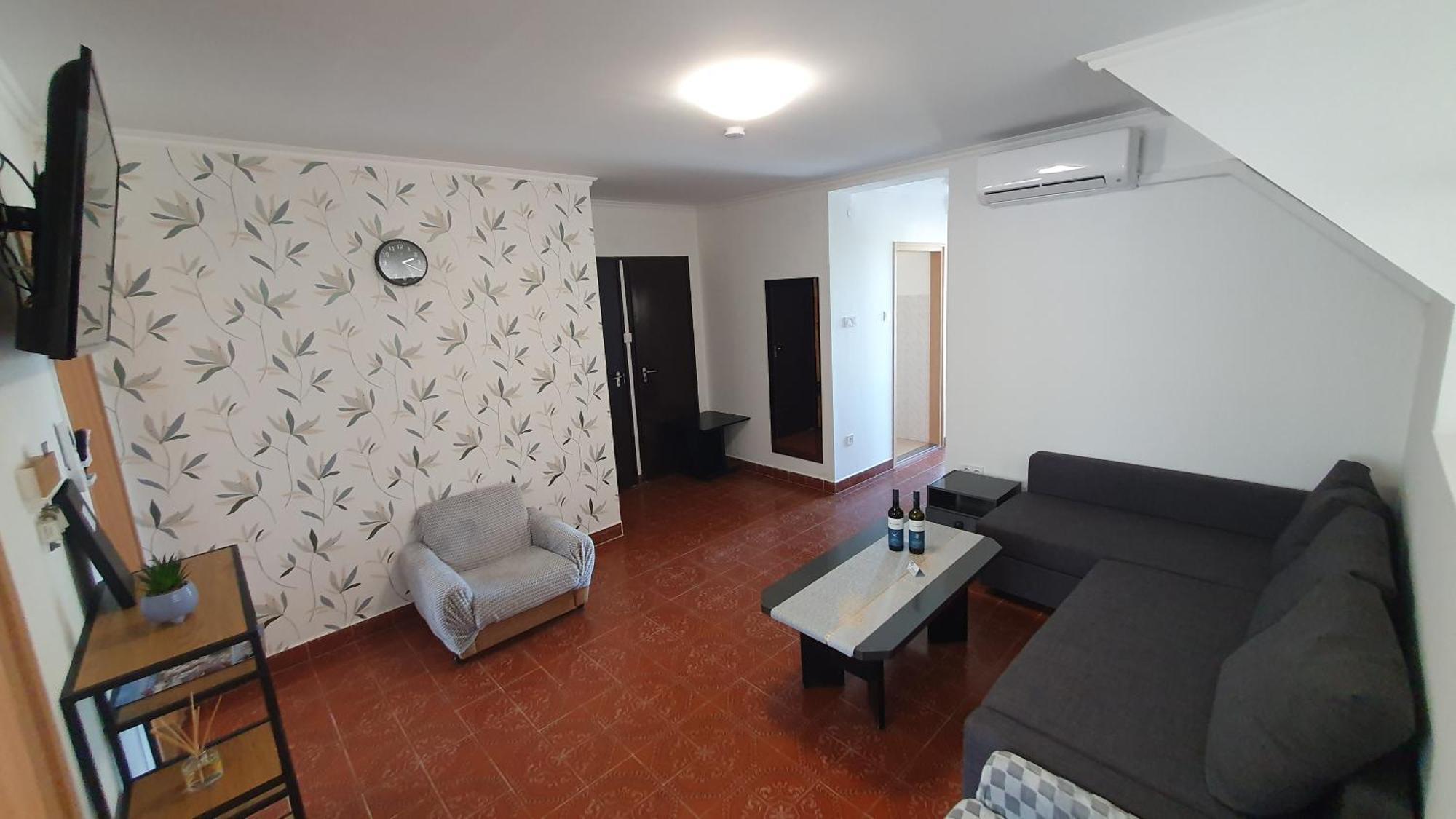 Berbe Apartman Balatonlelle Exterior foto