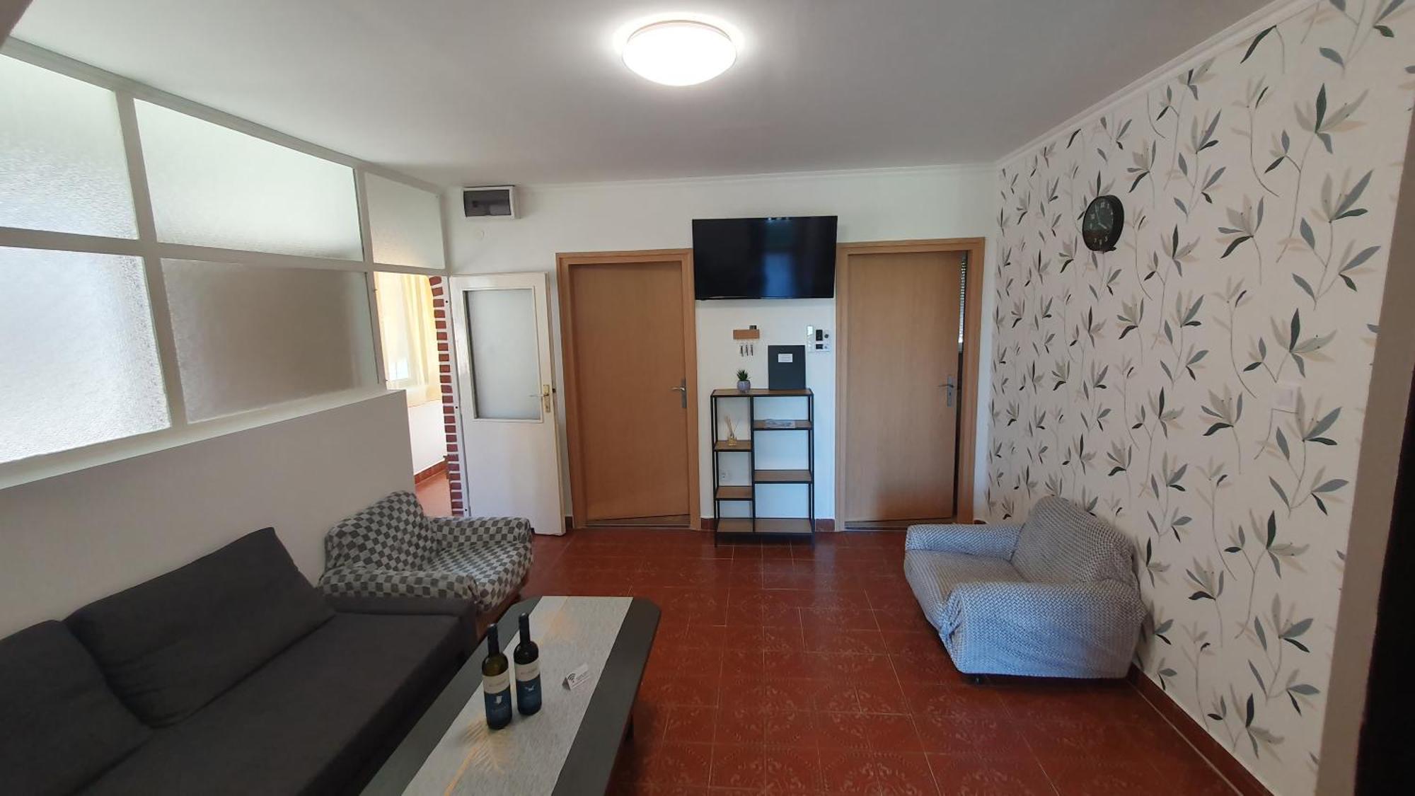 Berbe Apartman Balatonlelle Exterior foto